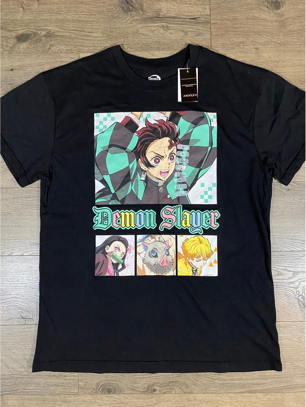 NWT Demon Slayer Mens L Anime Graphic T Shirt Tanjiro Nezuko Aniplex Black